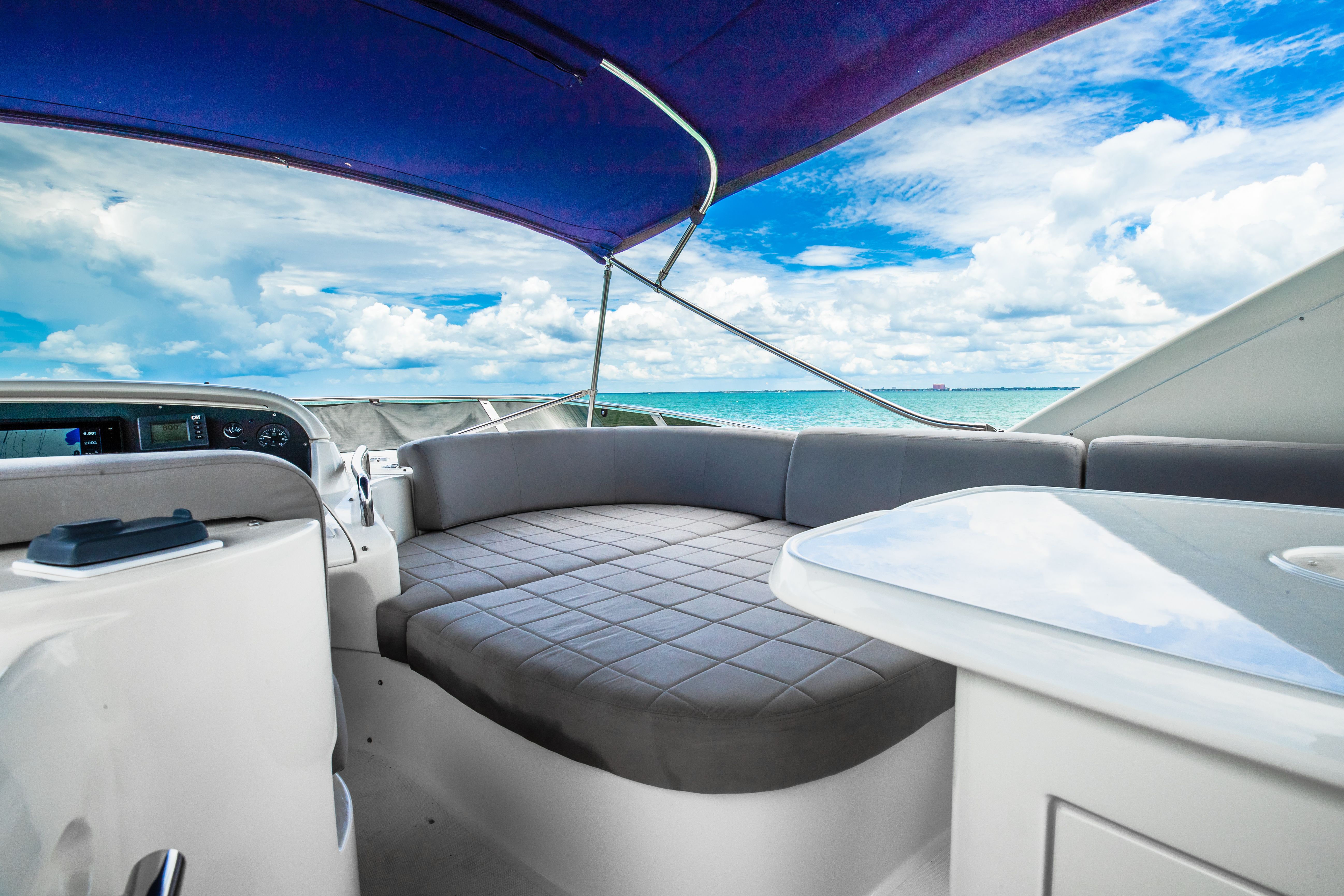 Azimut 62 Fly | Alana Rose