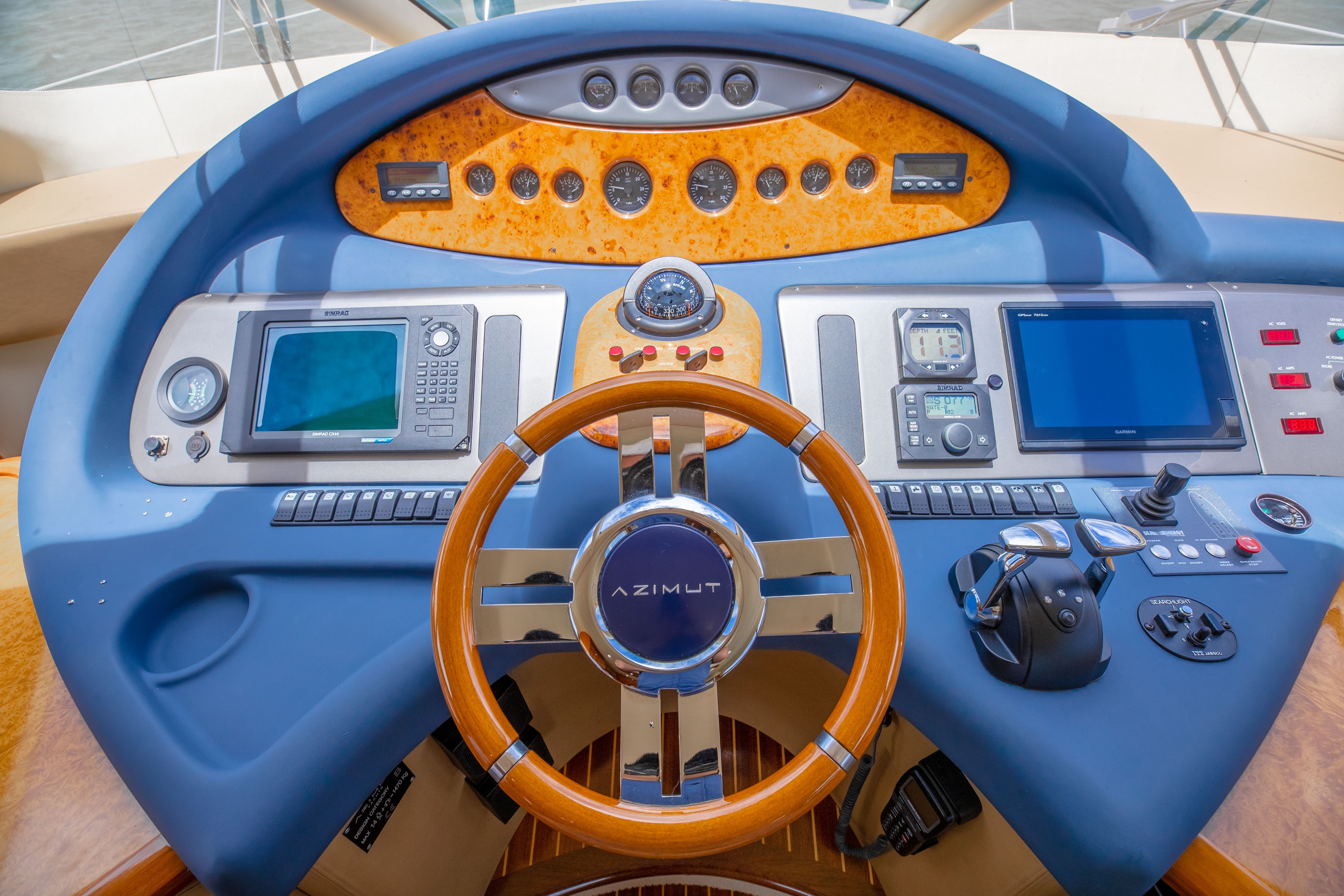 Azimut 62 Fly | Alana Rose