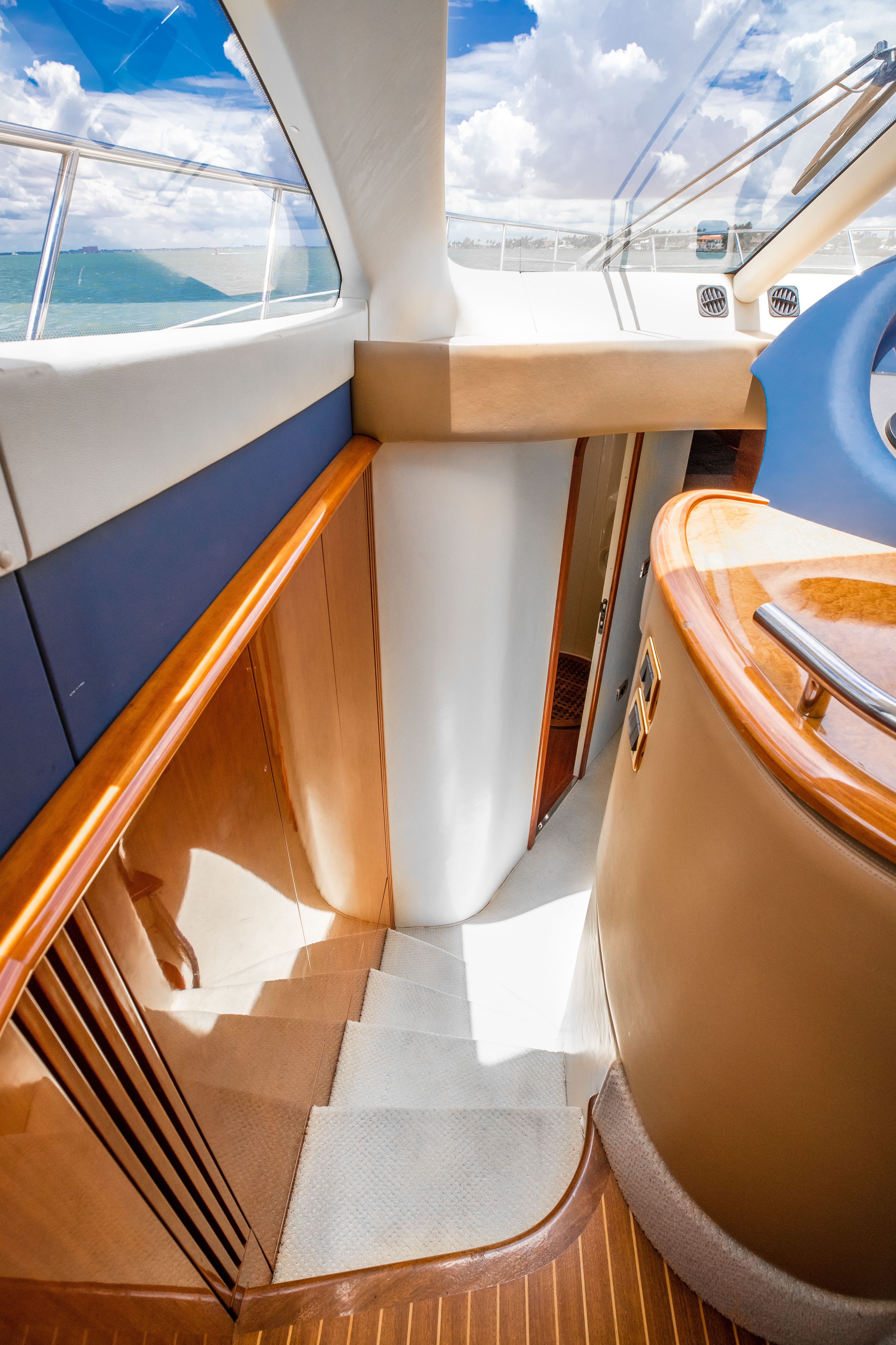 Azimut 62 Fly | Alana Rose