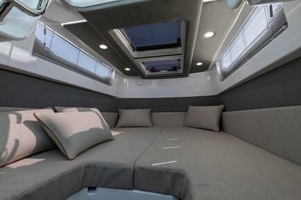 Axopar 37 | Nomad Vice