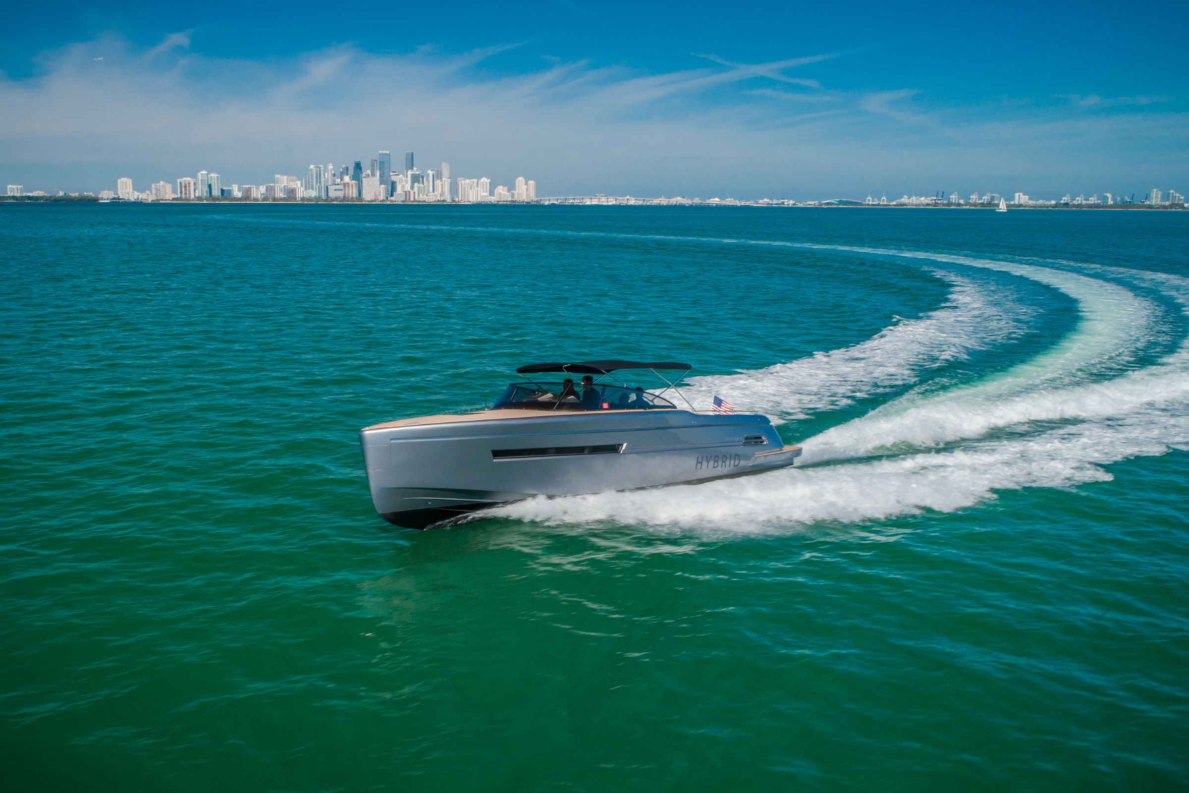 Canard Yachts 36 | E-motion