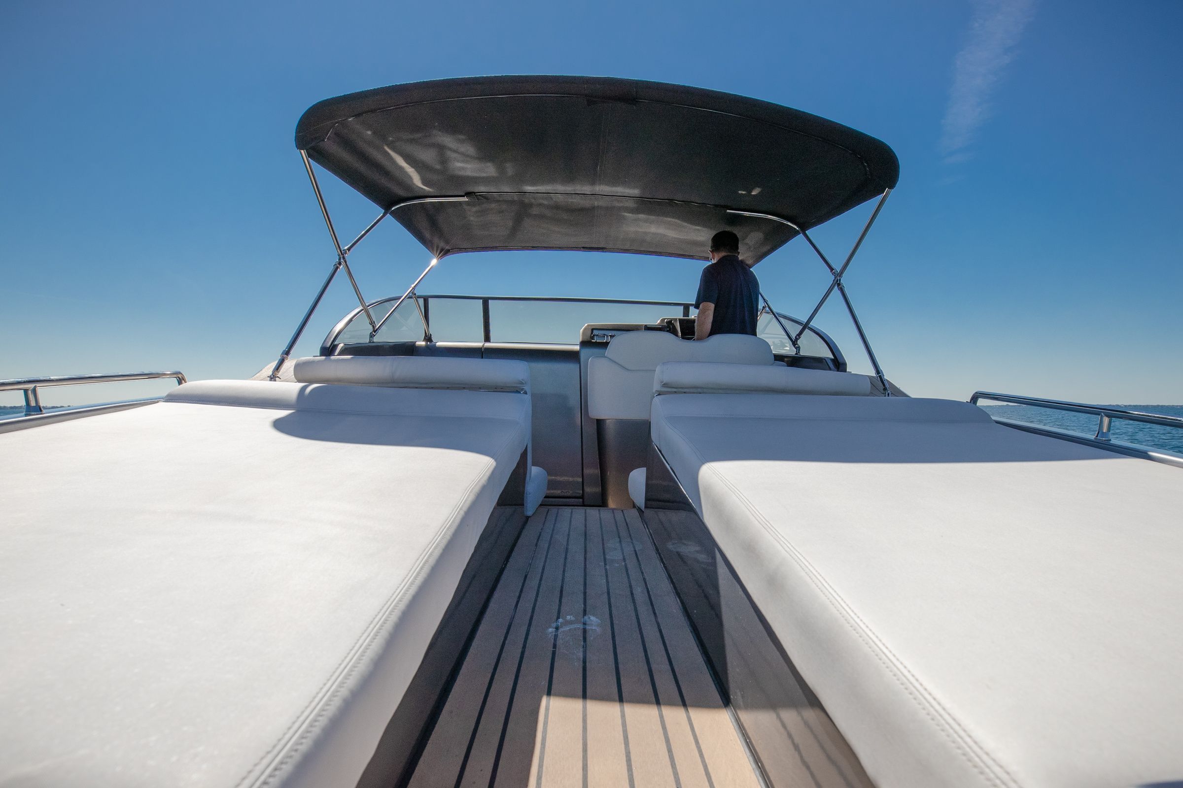 Canard Yachts 36 | E-motion