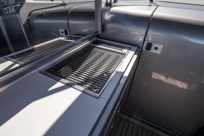 Canard Yachts 36 | E-motion