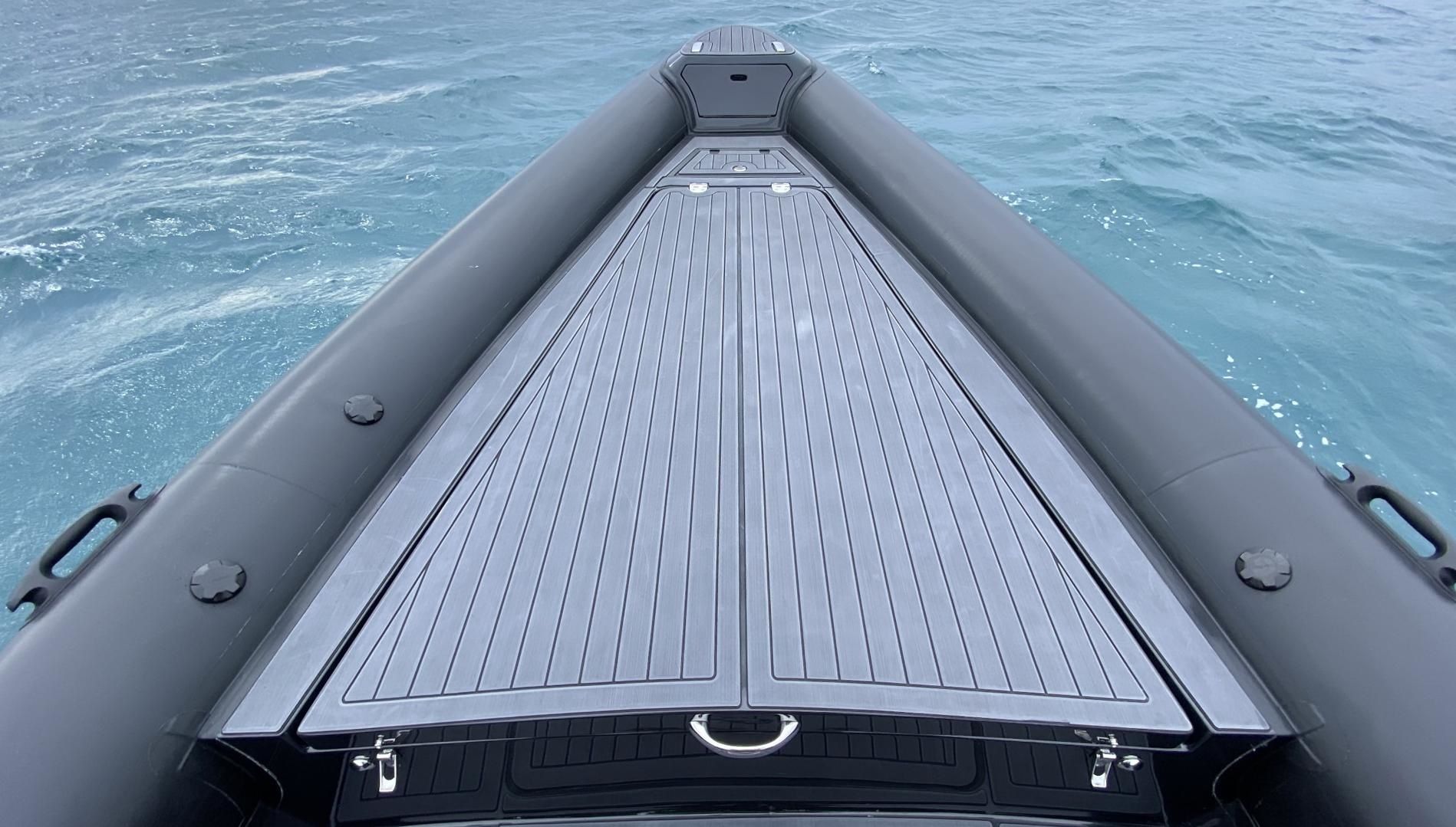 Ribco Venom 34 | Stealth Nomad
