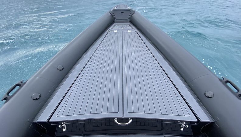 Ribco Venom 34 | Stealth Nomad