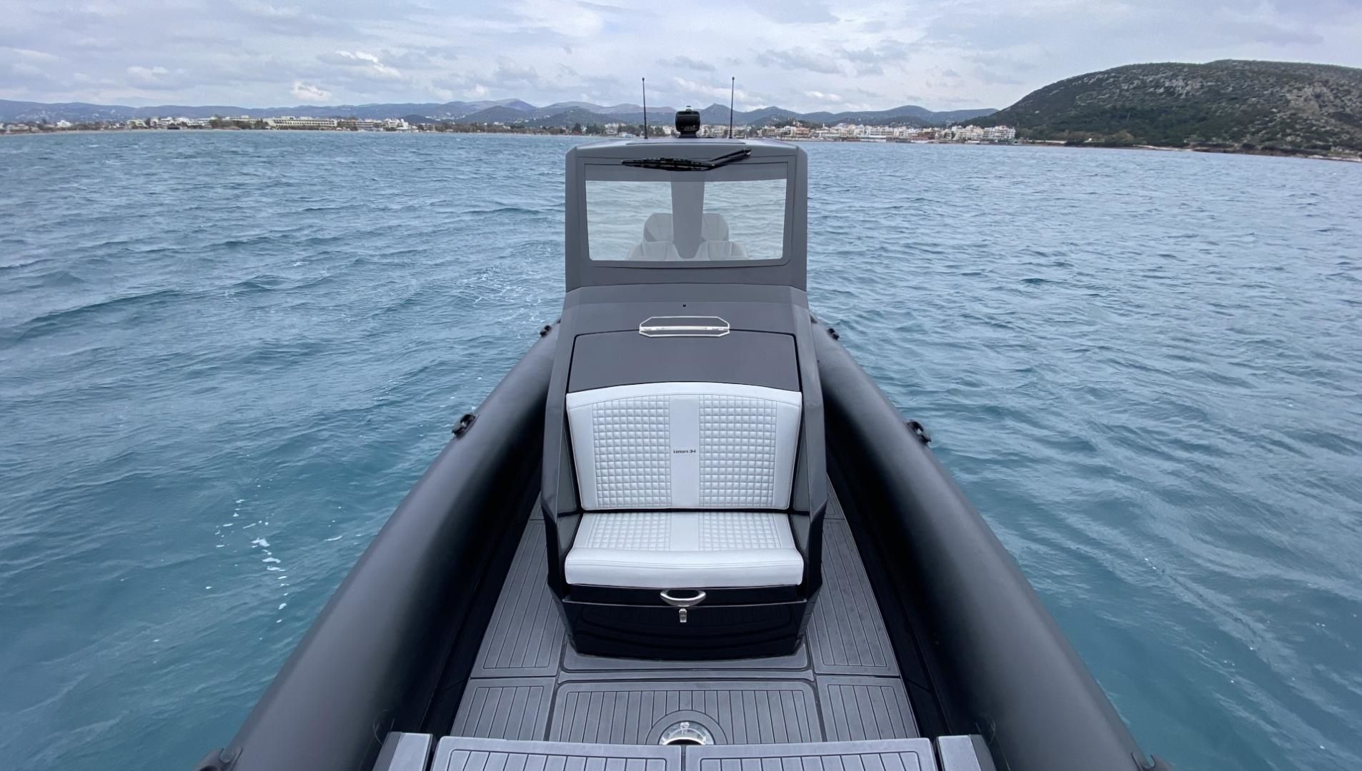 Ribco Venom 34 | Stealth Nomad
