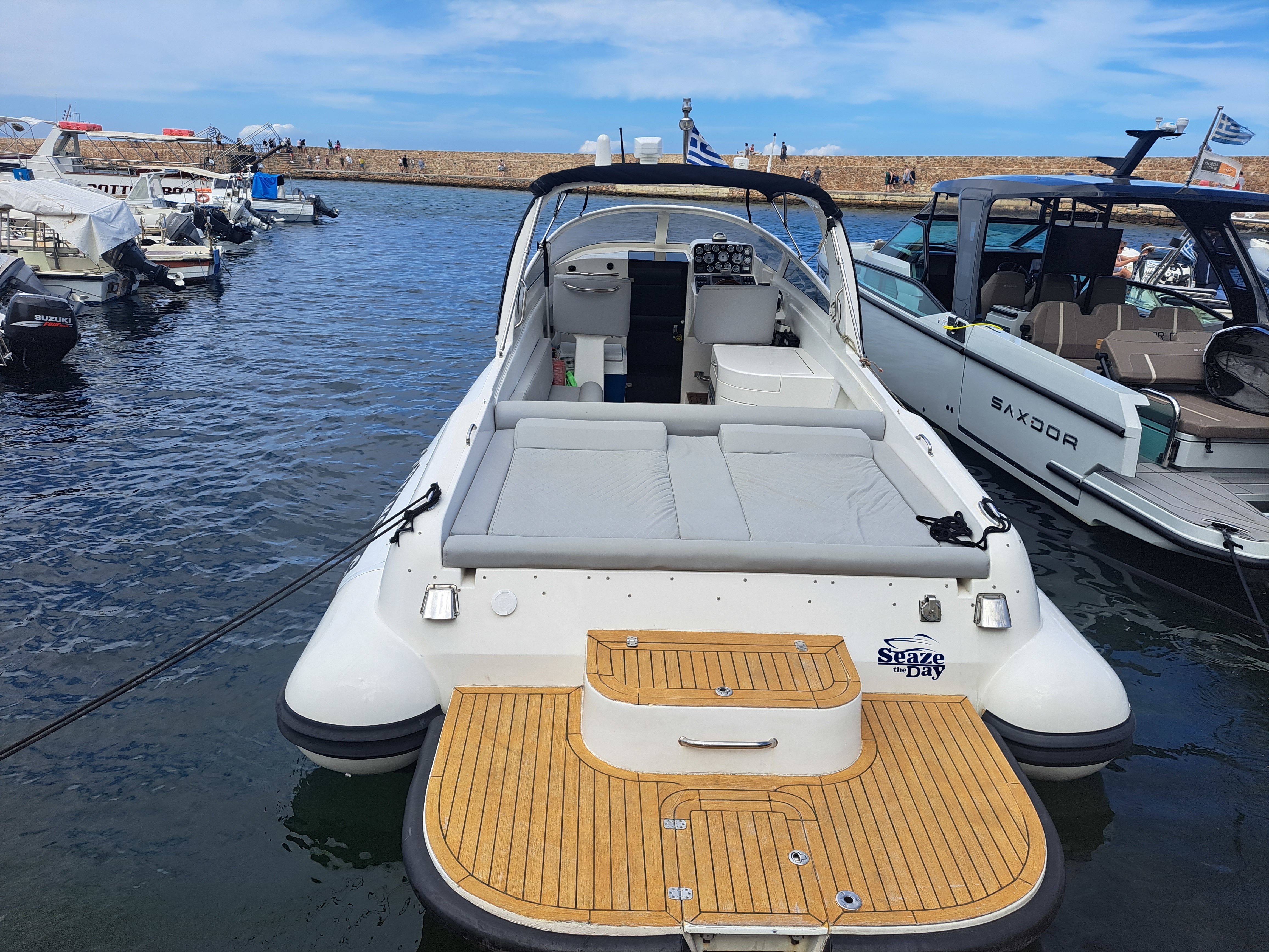 Motomarine Magna 35C | Theofanis