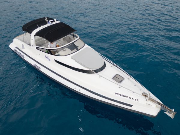 Motomarine Magna 35C | Theofanis