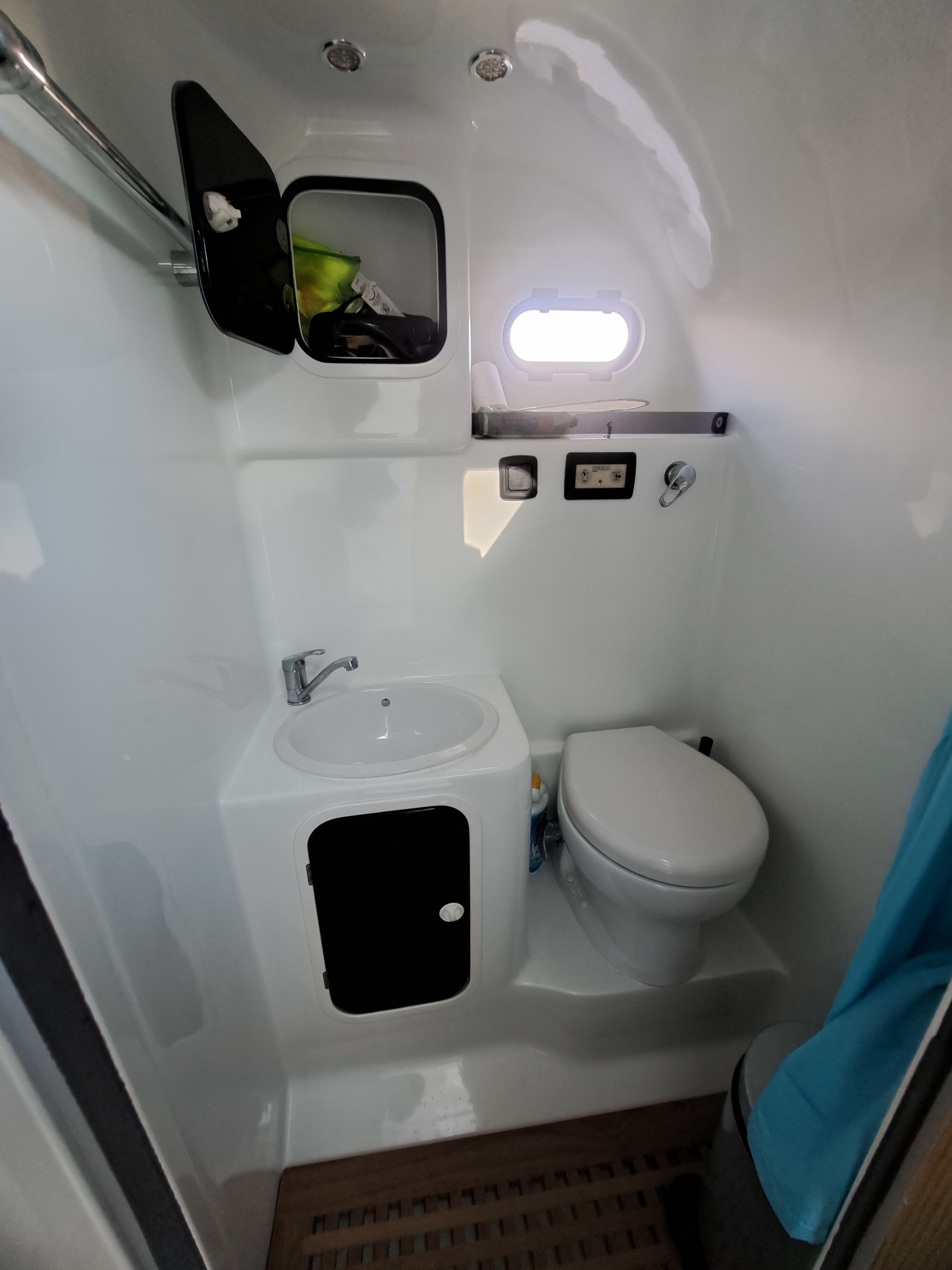 MV Marine Vesevus 35 | Odysseas