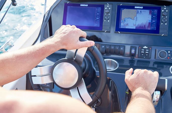 Quicksilver Activ 875 Sundeck | Alice