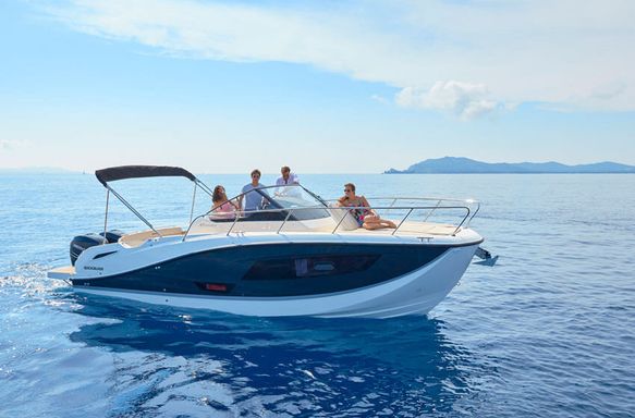 Activ 875 Sundeck