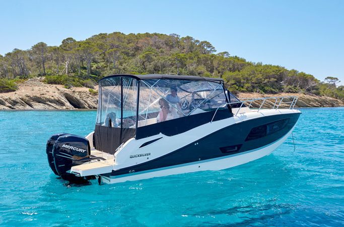 Quicksilver Activ 875 Sundeck | Alice