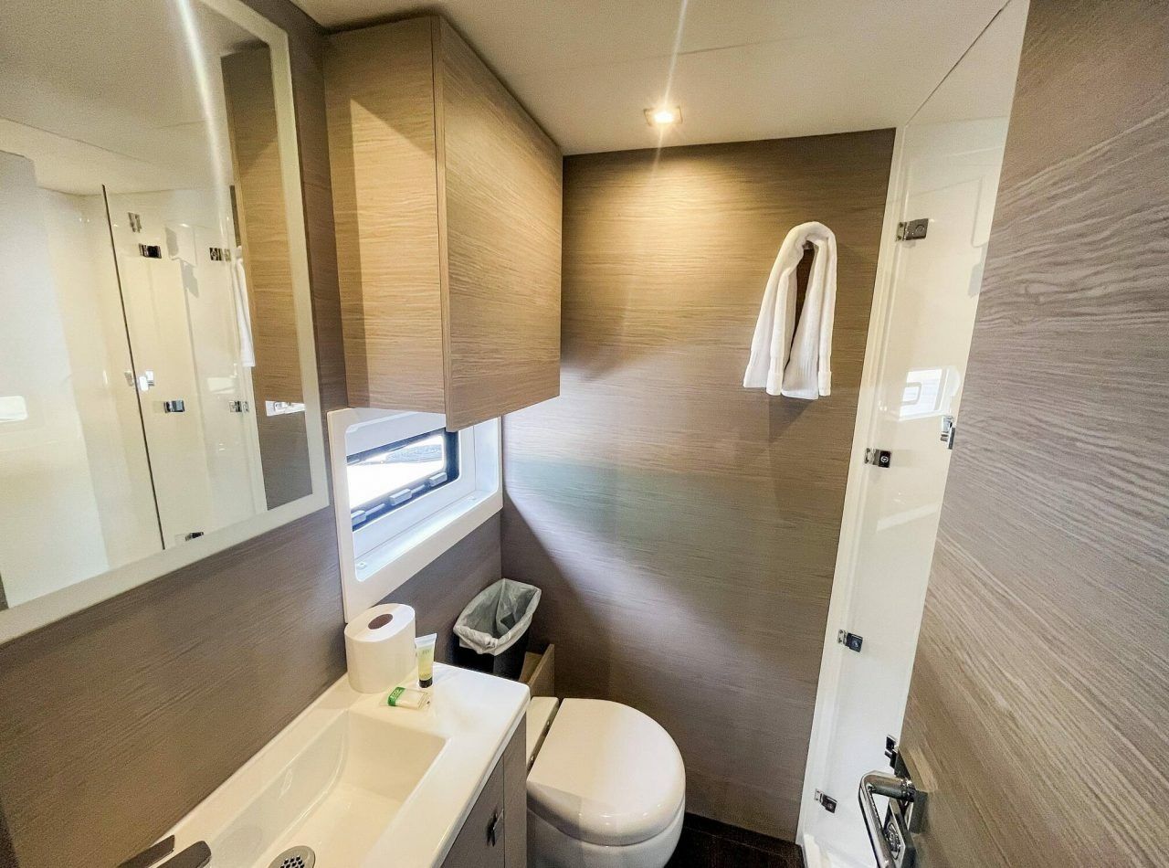 Fountaine Pajot MY6 | Blue GypSea