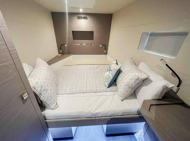 Fountaine Pajot MY6 | Blue GypSea