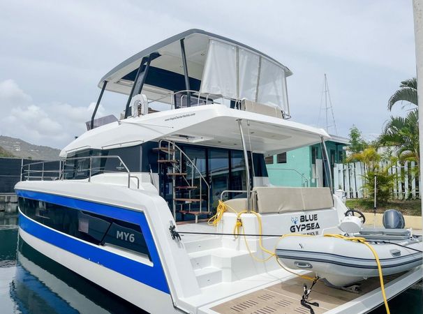 Fountaine Pajot MY6 | Blue GypSea