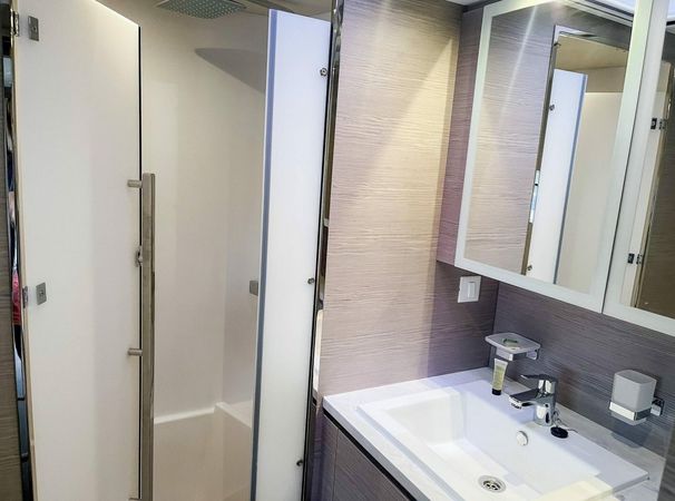 Fountaine Pajot MY6 | Blue GypSea