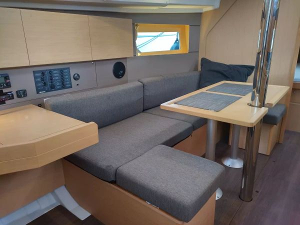 Beneteau Oceanis 35 | Zomer
