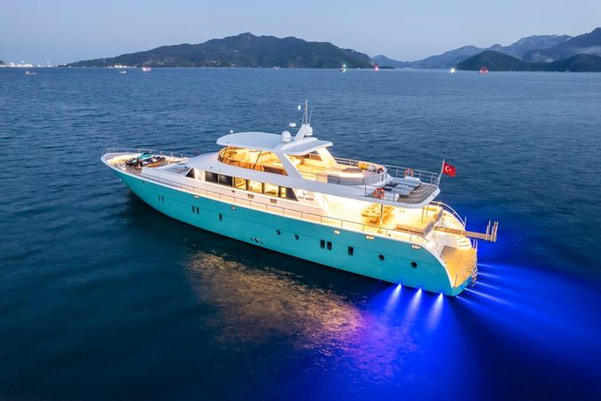 Custom Built 138 | Deep Water