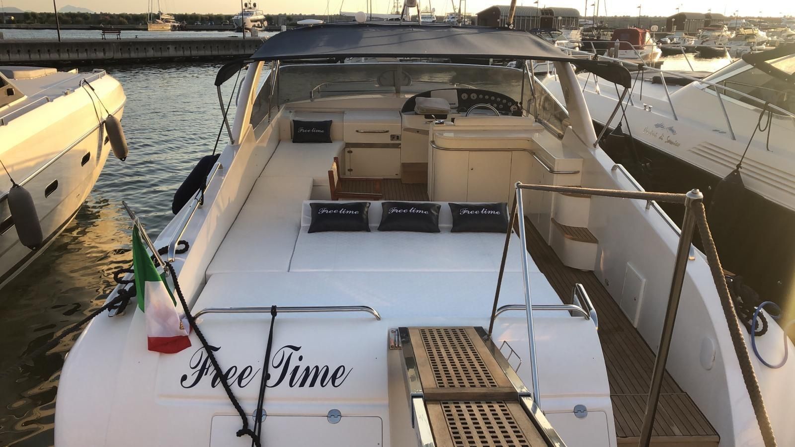 Airon Marine 47 | Free time