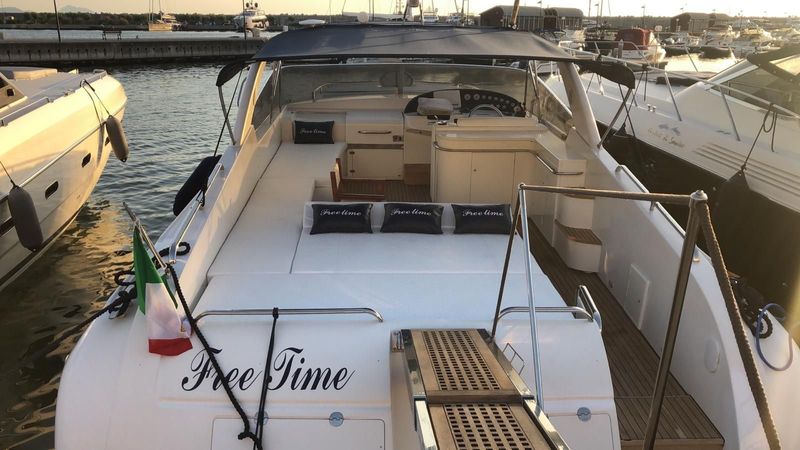 Airon Marine 47 | Free time