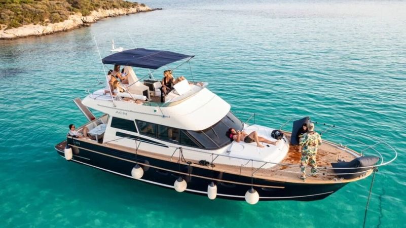 ACM Dufour Dynasty 43 | Sissy