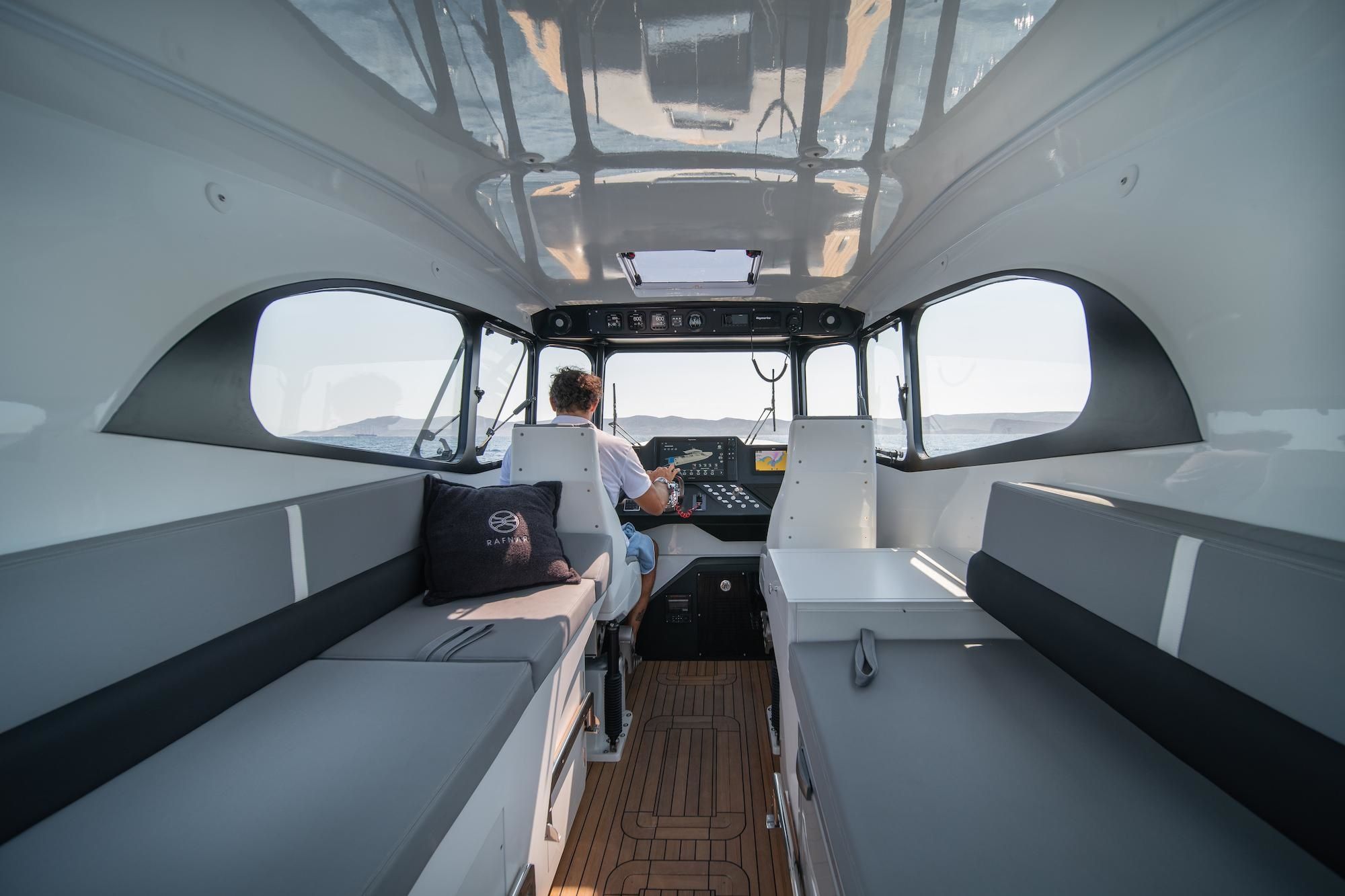 Rafnar 1200 T-Top | Wild Nomad