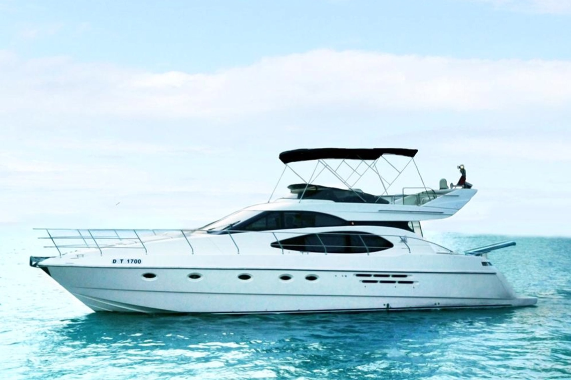 Azimut 52 | Royal Azimut
