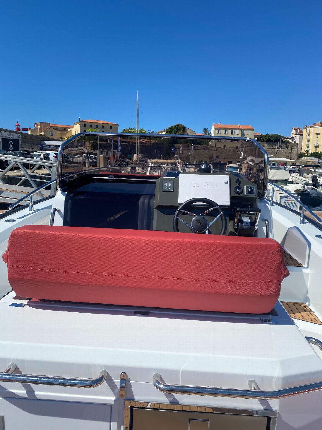 Pyxis Yacht 30 WA | Gal