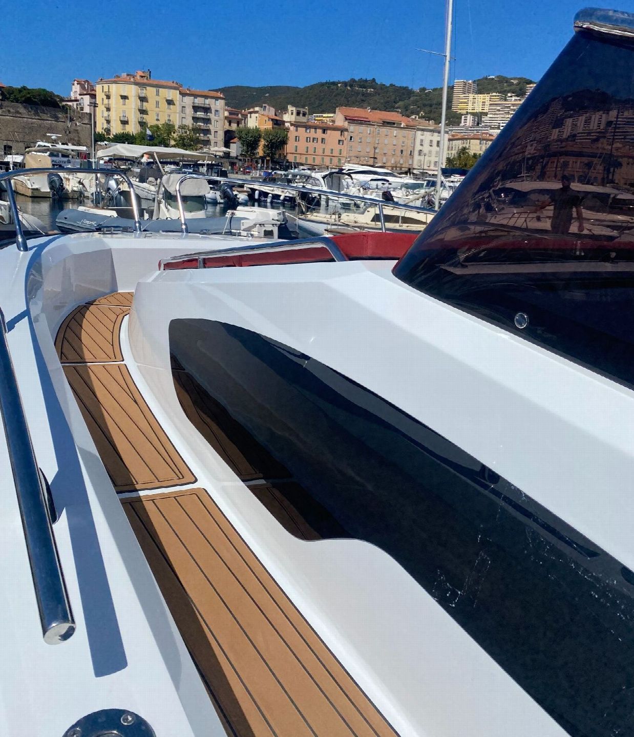 Pyxis Yacht 30 WA | Gal