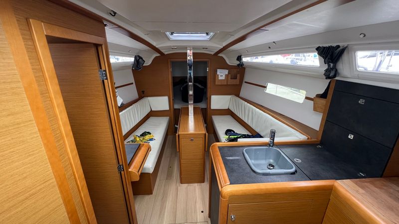 Jeanneau Sun Odyssey 349 | Kashmir