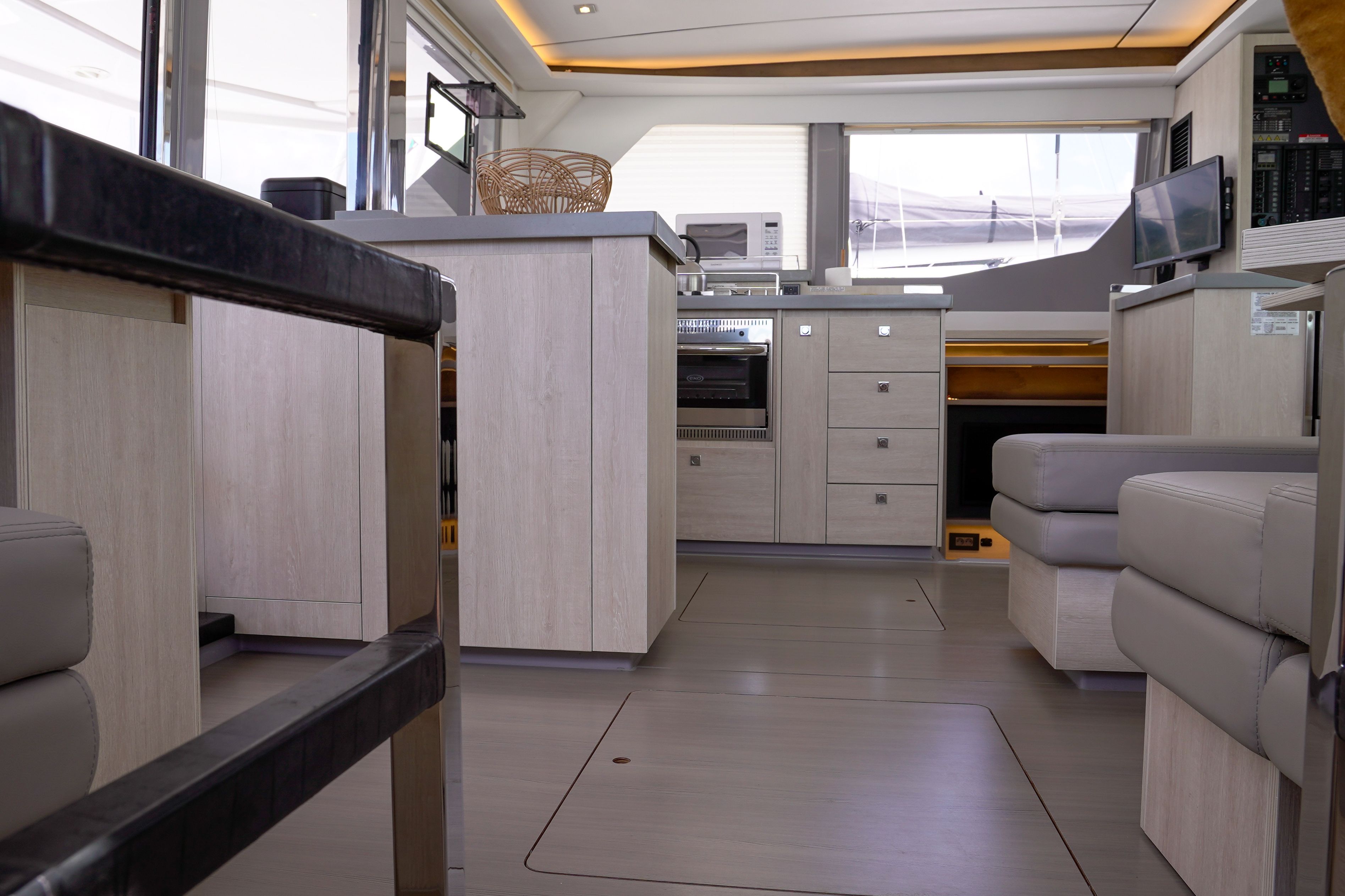 Leopard 45 | Manaphy