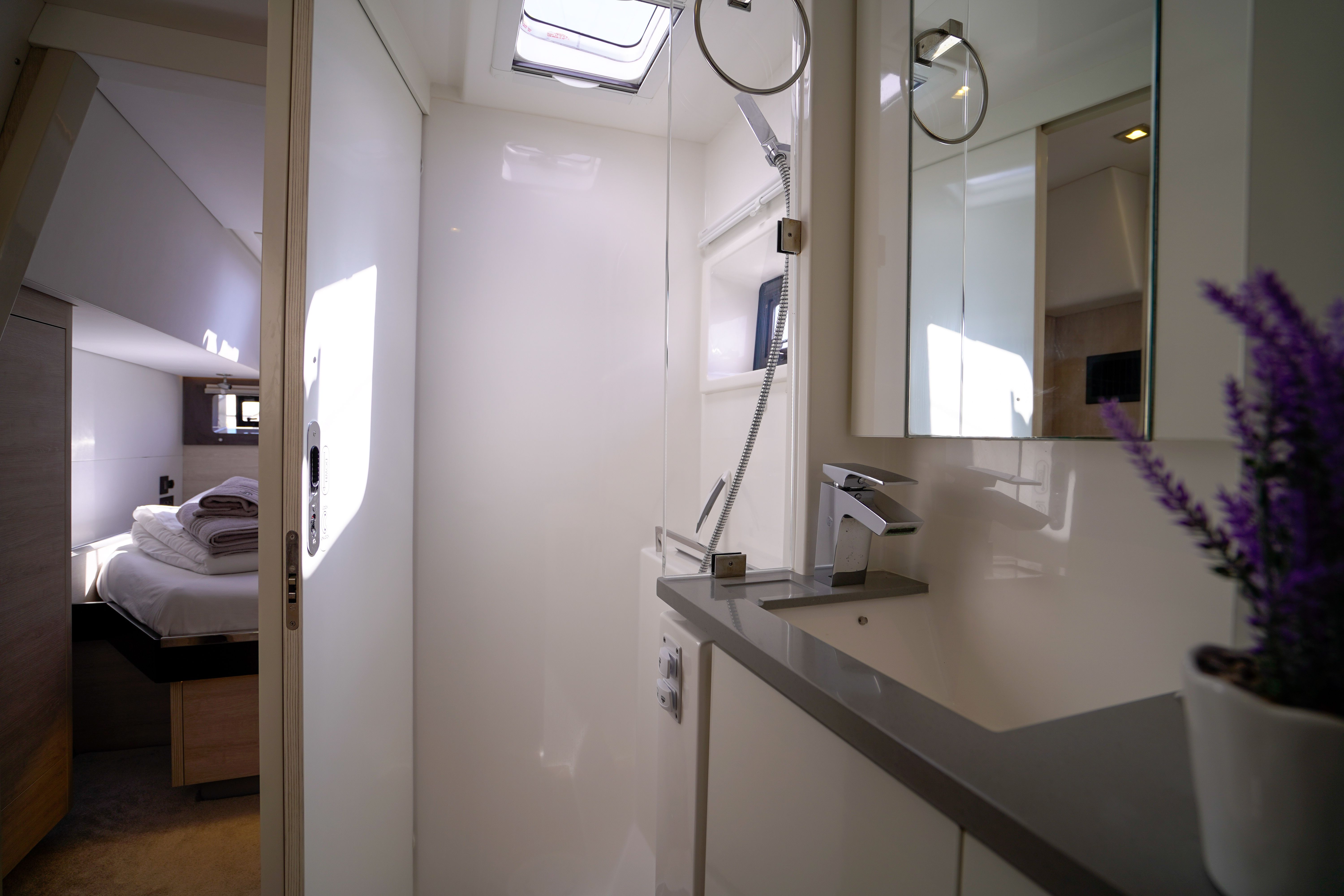 Leopard 45 | Manaphy