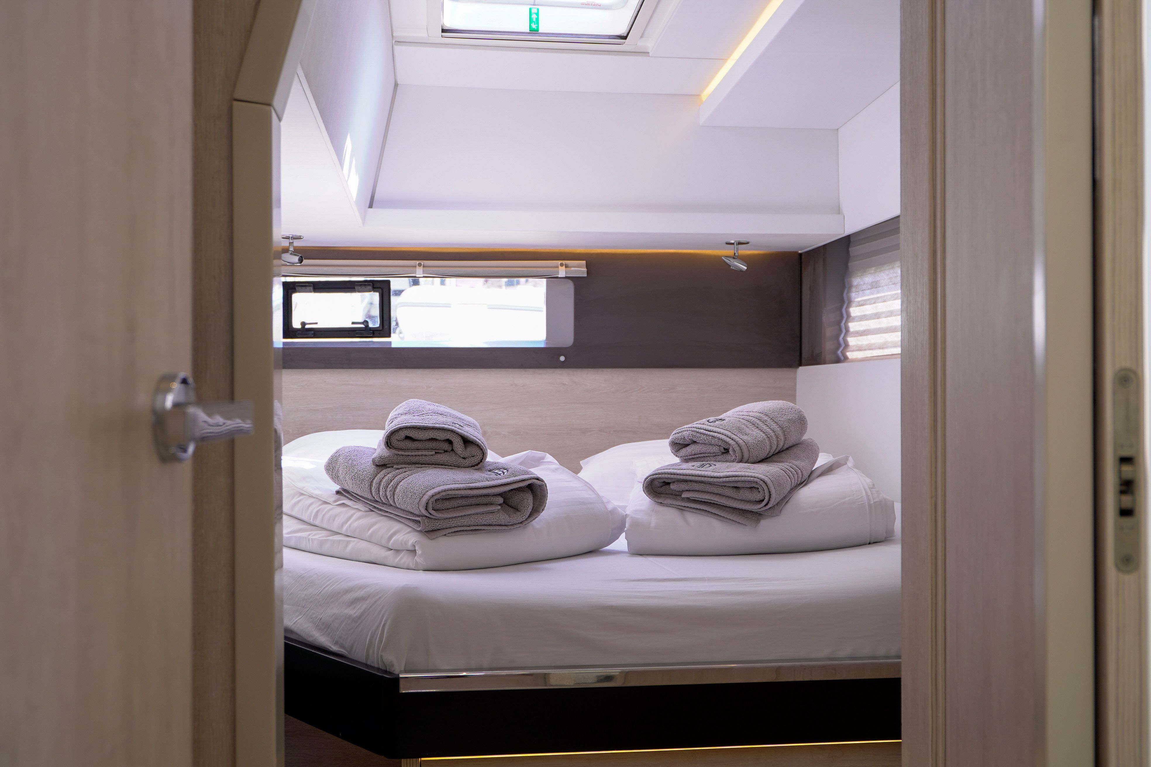 Leopard 45 | Manaphy