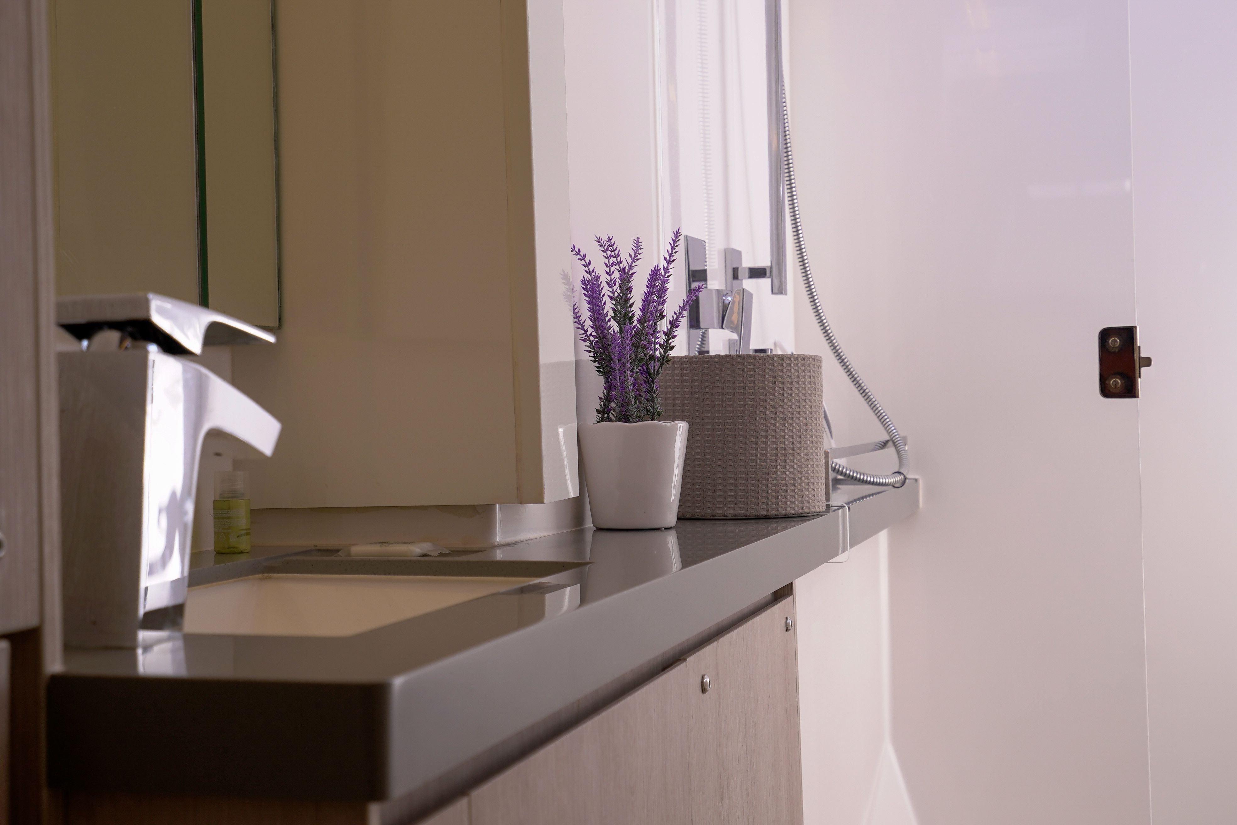 Leopard 45 | Manaphy