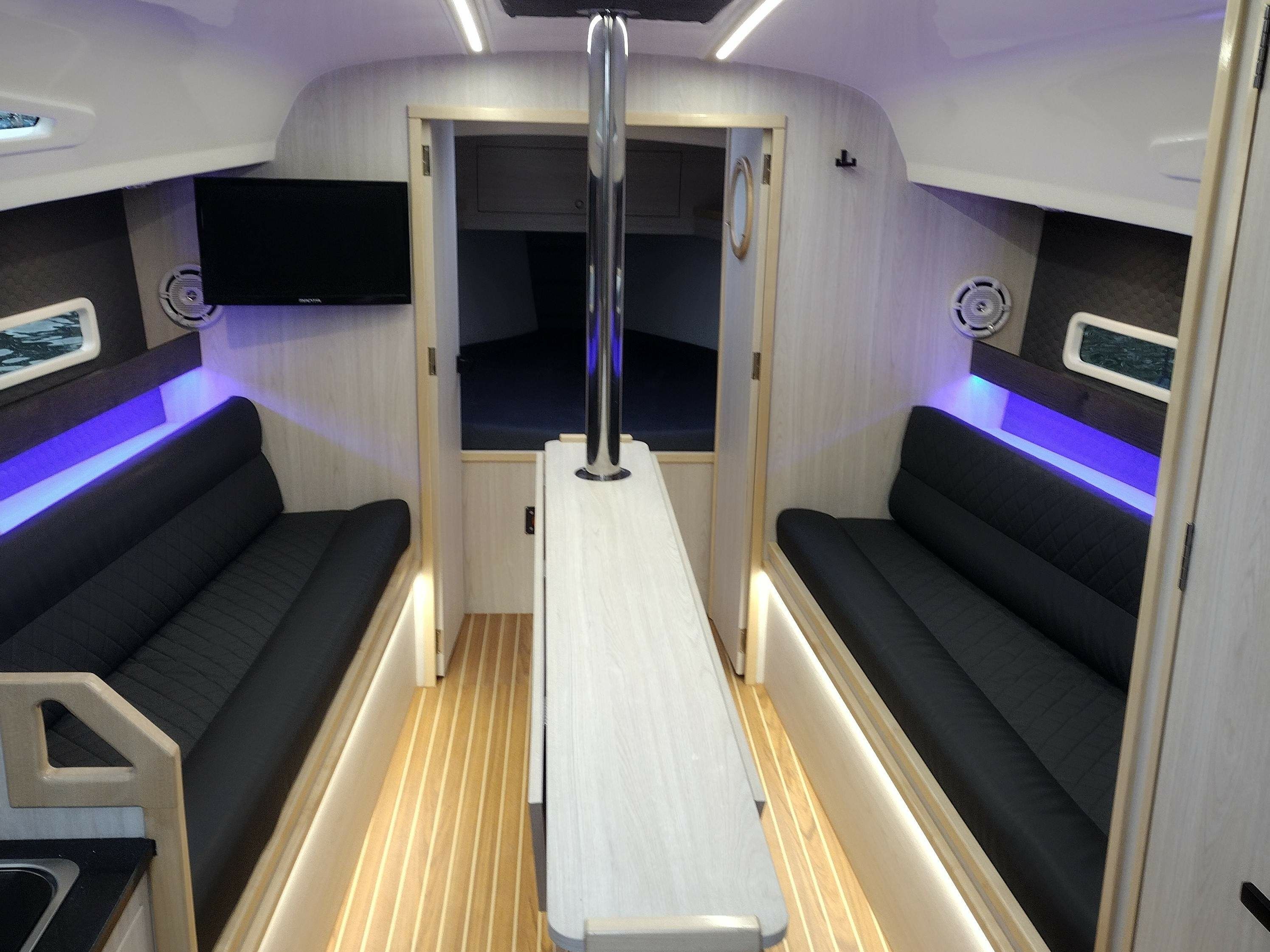 Antila 33 | Casablanca