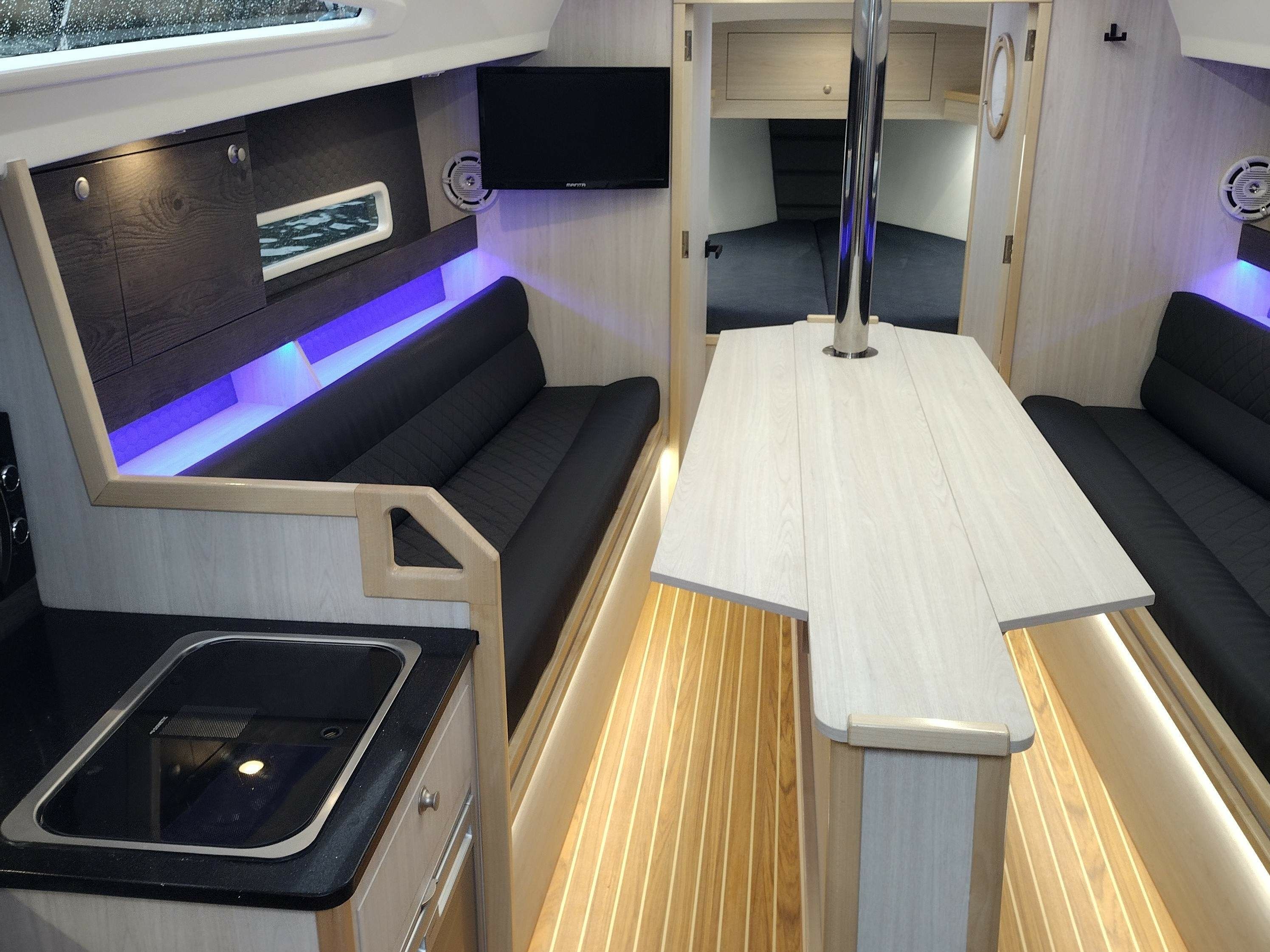 Antila 33 | Casablanca