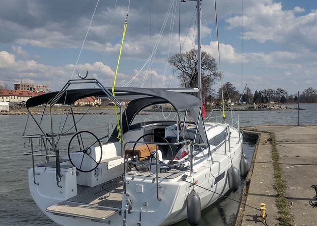 Antila 33 | Casablanca