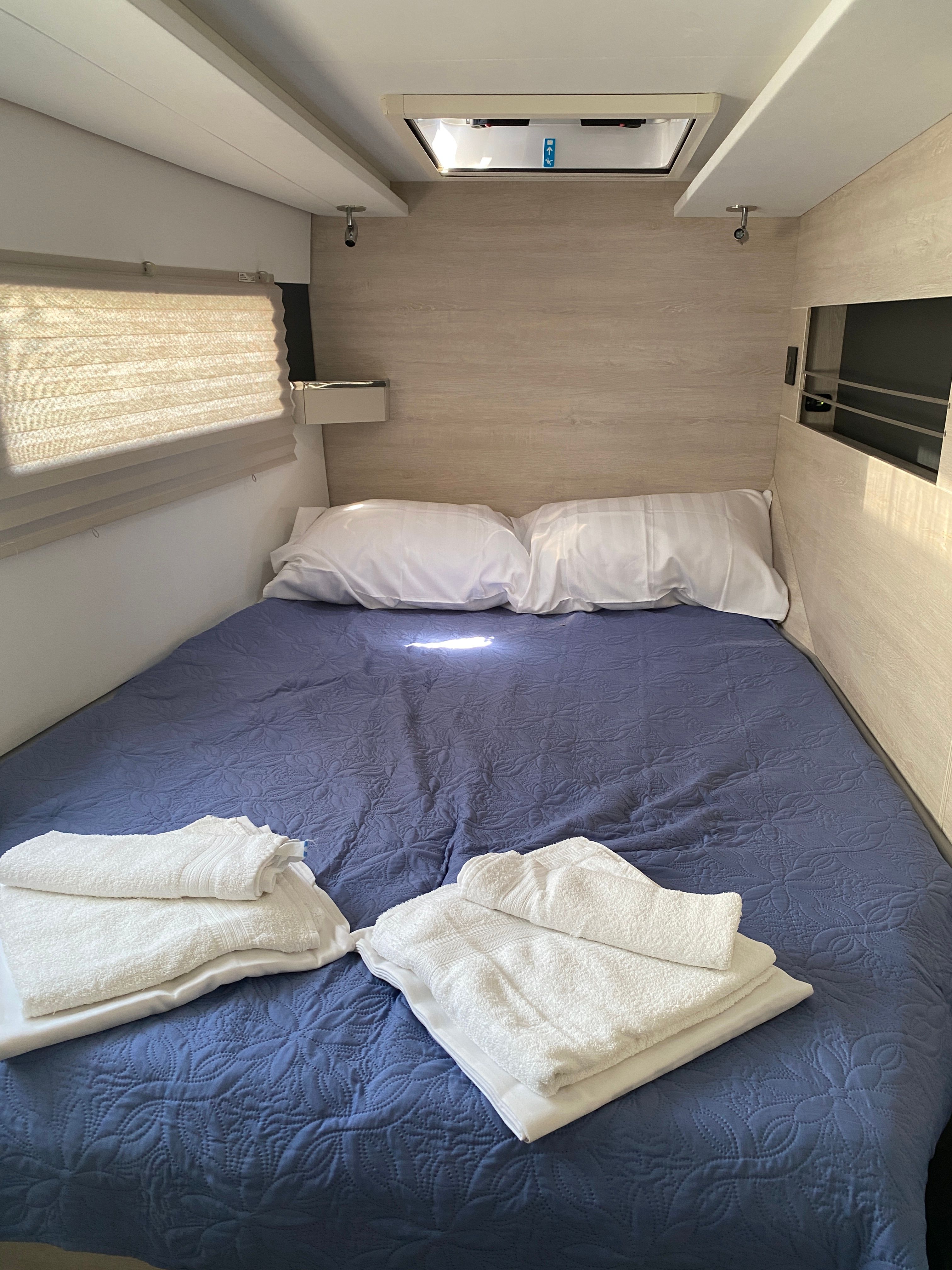 Leopard 45 | Marina