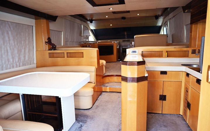 Gulf Craft Majesty 56 | Royal Majesty