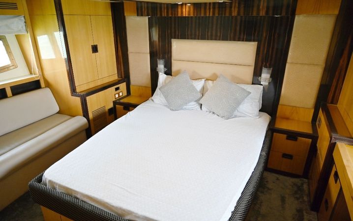 Gulf Craft Majesty 56 | Royal Majesty