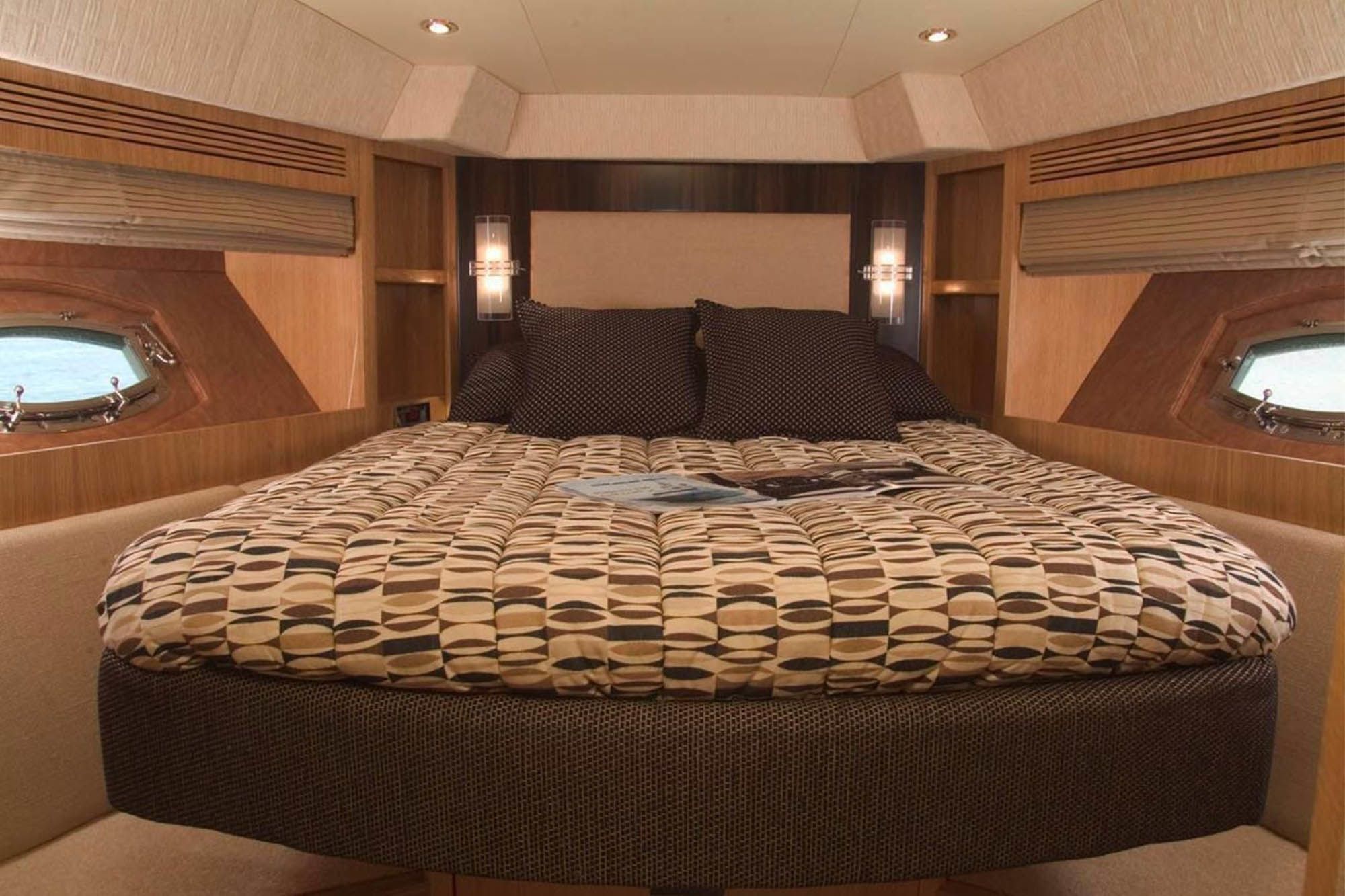 Gulf Craft Majesty 56 | Royal Majesty