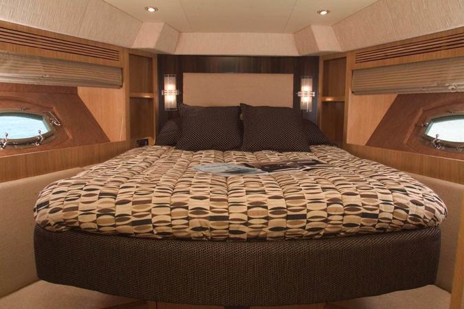 Gulf Craft Majesty 56 | Royal Majesty