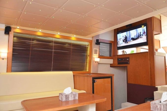 Al Shaali Marine 70 | Superfly