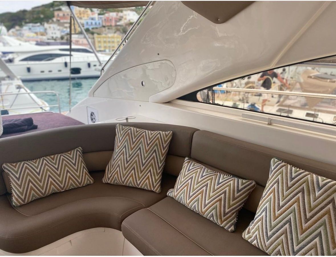 Princess V65 | Frappe'