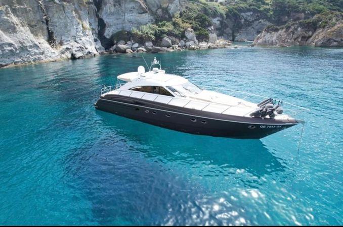 Princess V65 | Frappe'