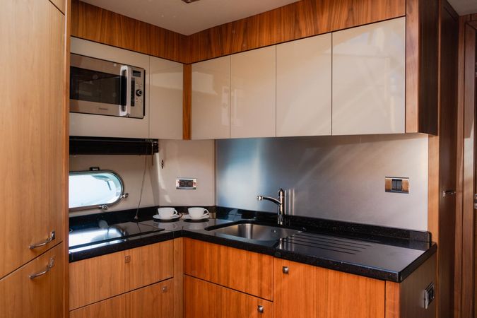 Sunseeker 64 | Roslana