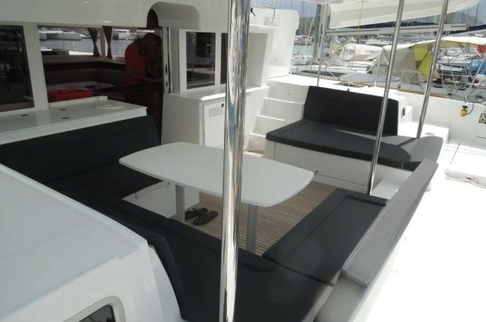 Lagoon 450 F | Lupin