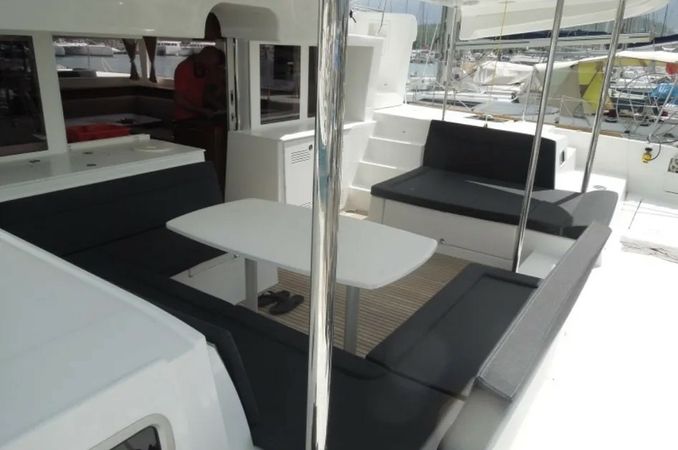 Lagoon 450 F | Lupin