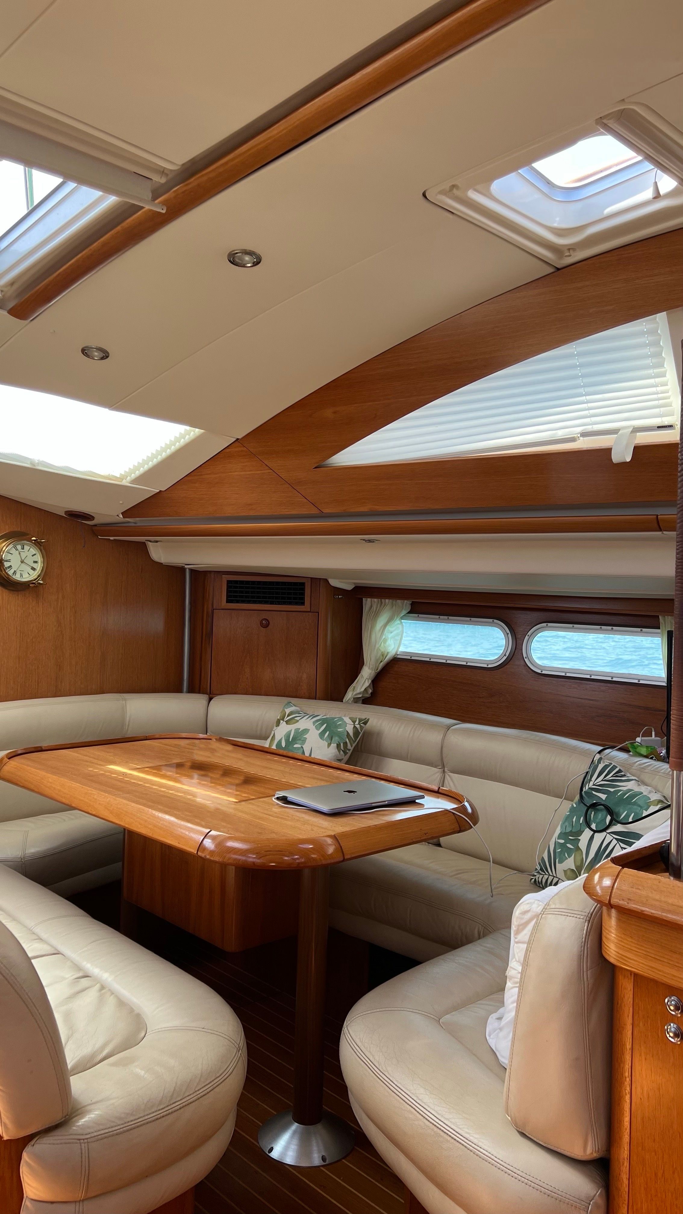 Jeanneau Sun Odyssey 54 DS | Persuasion