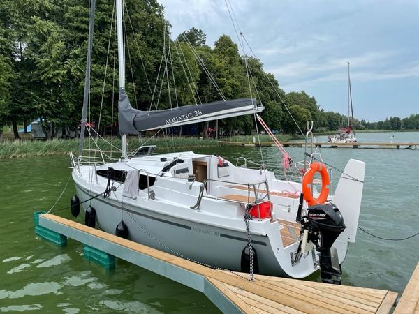 Aquatic 28 | Get Lucky